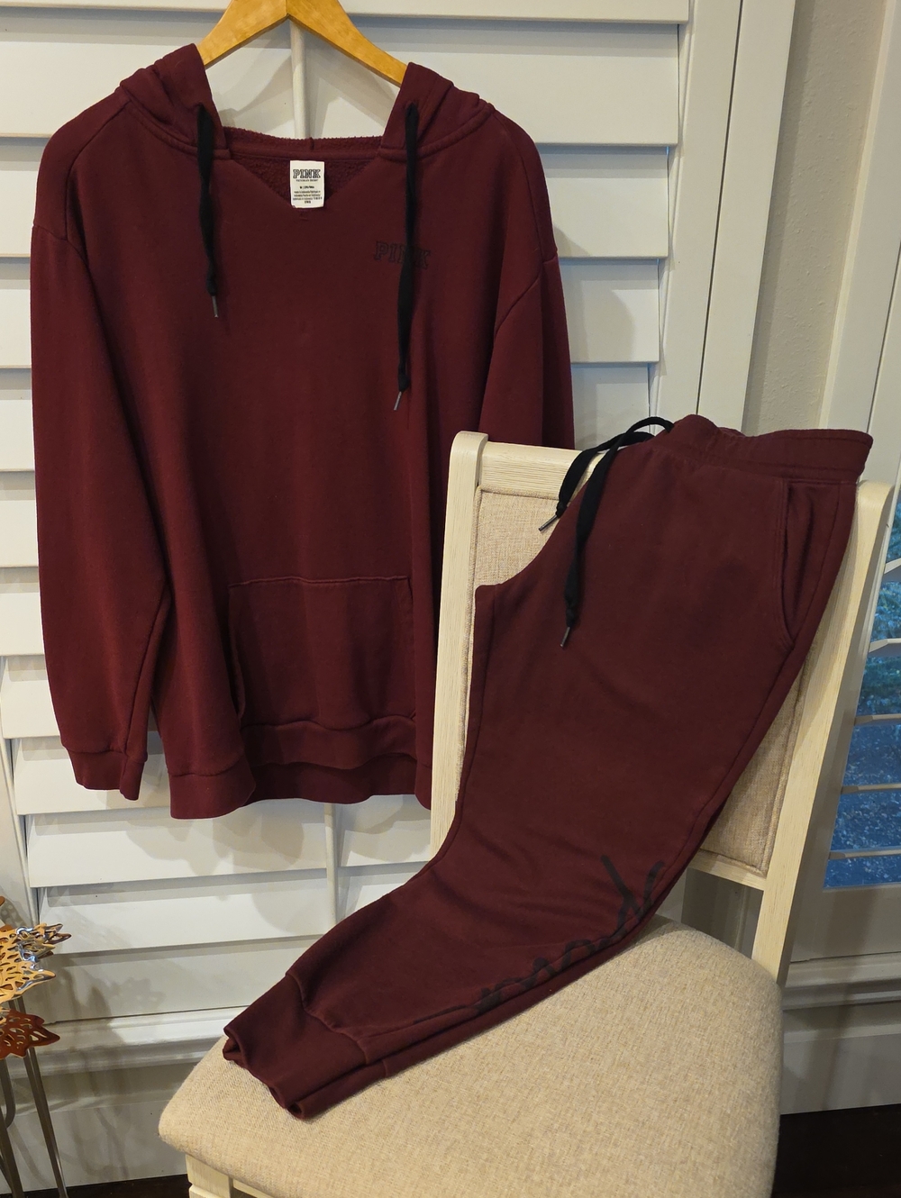 2 Pc Victorias Secret Hoodie Set Size Med